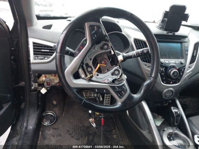 KMHTC6AD2FU229849 Hyundai Veloster