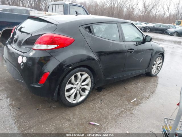 KMHTC6AD2FU229849 Hyundai Veloster