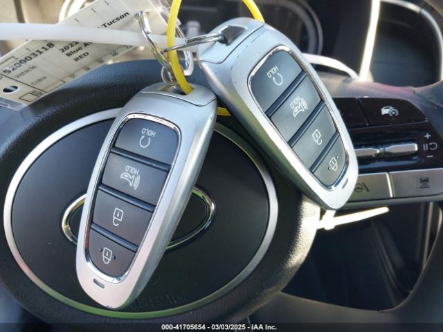 5NMJBCAE2NH131089 Hyundai TUCSON SEL