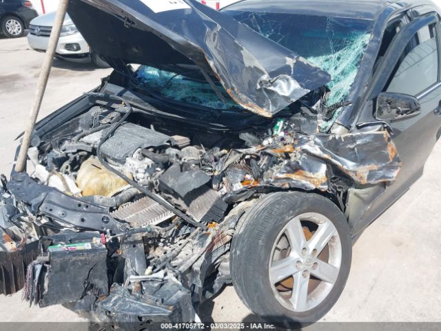 4T1BF1FK2EU390116 Toyota CAMRY SE