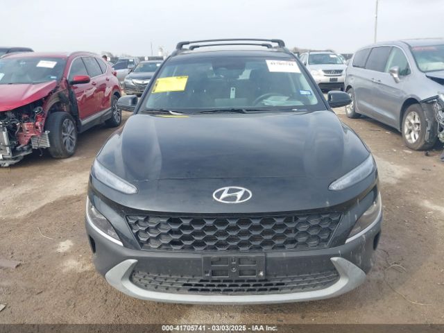 KM8K32AB8NU926993 Hyundai Kona Sel