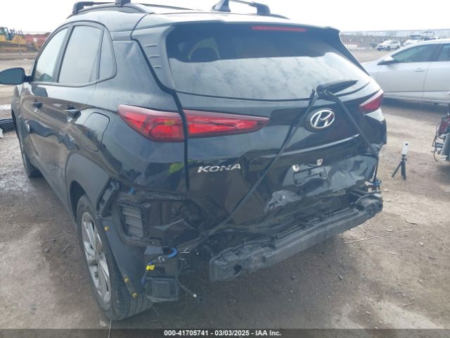 KM8K32AB8NU926993 Hyundai Kona Sel