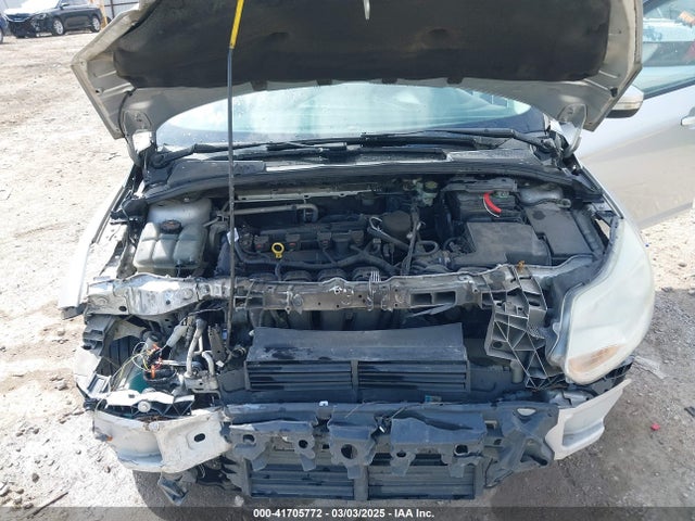 1FADP3K24EL270566 Ford FOCUS SE