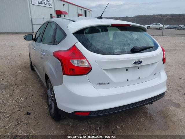 1FADP3K24EL270566 Ford FOCUS SE