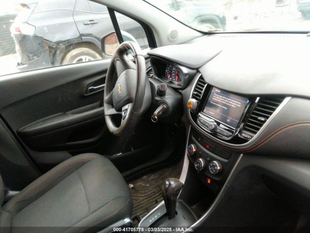 KL7CJKSB0MB322634 Chevrolet Trax Fwd Ls