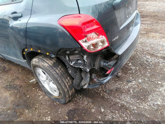 KL7CJKSB0MB322634 Chevrolet Trax Fwd Ls