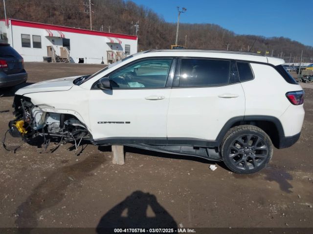 3C4NJDEB5MT584554 Jeep Compass 80th Anniversary 4x4