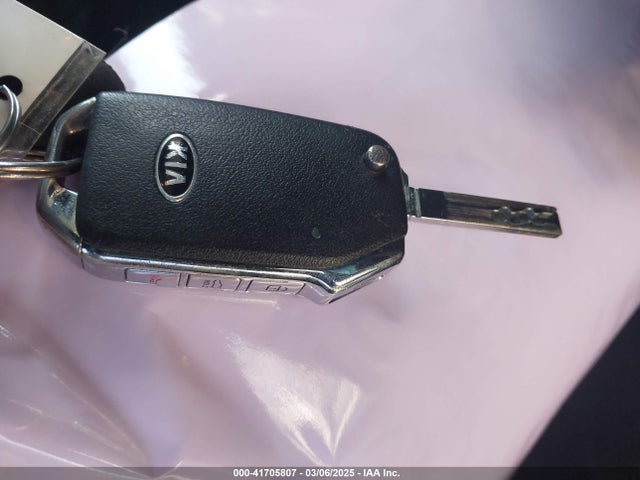 KIA Forte Lxs 2019 3KPF24AD1KE010320 Image 11