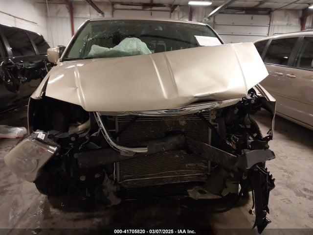 2C4RC1BG3ER295722 Chrysler Town & Country Touring