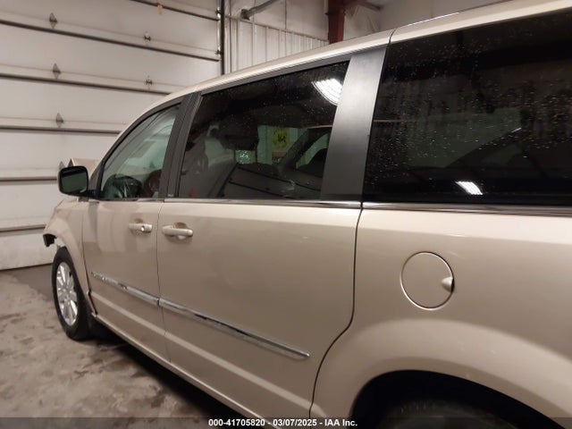 2C4RC1BG3ER295722 Chrysler Town & Country Touring