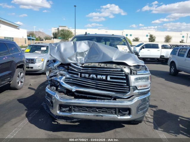 3C6UR5FJ8NG386875 RAM 2500 Laramie  4x4 6'4 Box