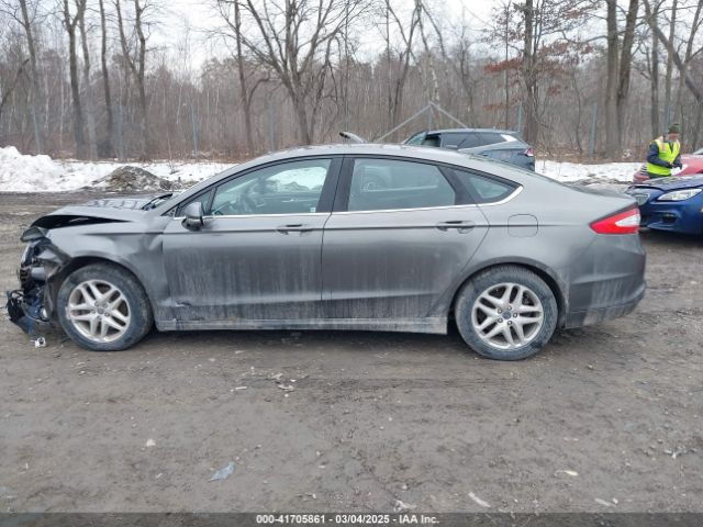 1FA6P0H73E5381222 Ford FUSION SE