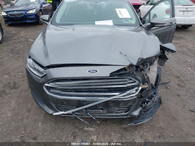 1FA6P0H73E5381222 Ford FUSION SE