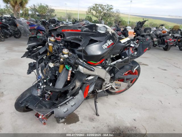 2023 APRILIA RSV4 ZD4KYUA0XPS000761 Photo 1