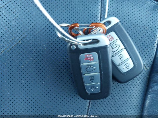 KMHD35LH1EU162934 Hyundai Elantra Gt Base W/blue