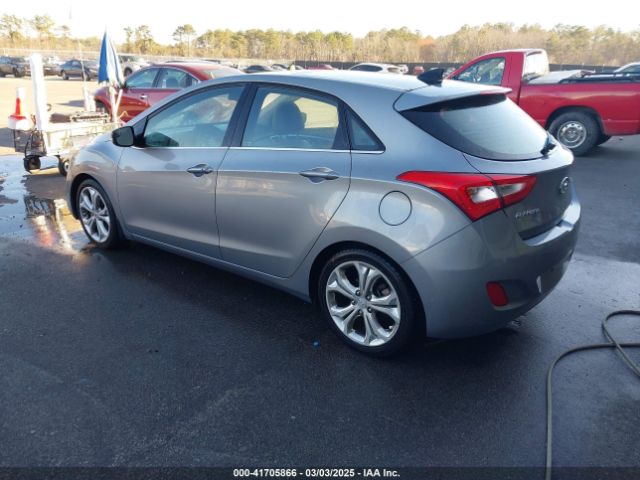 KMHD35LH1EU162934 Hyundai Elantra Gt Base W/blue