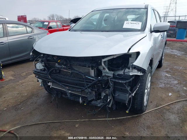KNMAT2MV2JP506306 Nissan ROGUE S