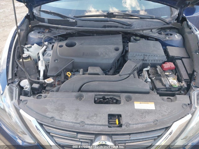 1N4AL3AP2HN311779 Nissan Altima 2.5 Sr