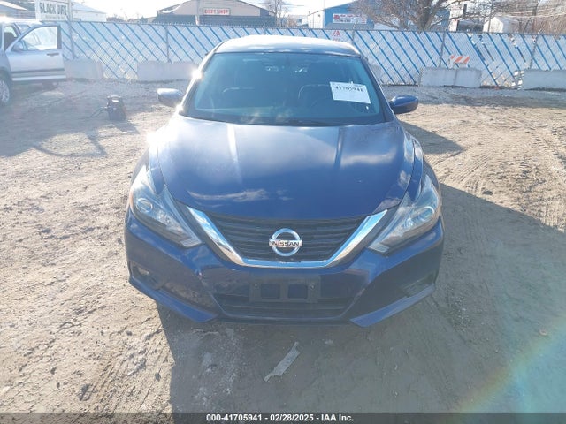 1N4AL3AP2HN311779 Nissan Altima 2.5 Sr