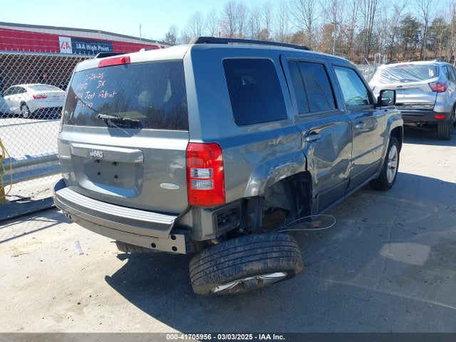 1C4NJPFA7ED513340 Jeep Patriot Latitude