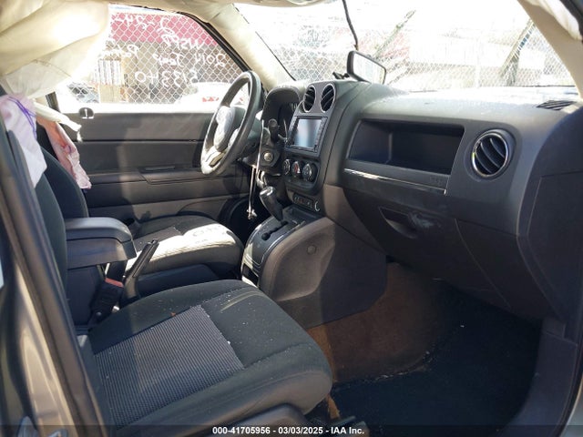 1C4NJPFA7ED513340 Jeep Patriot Latitude