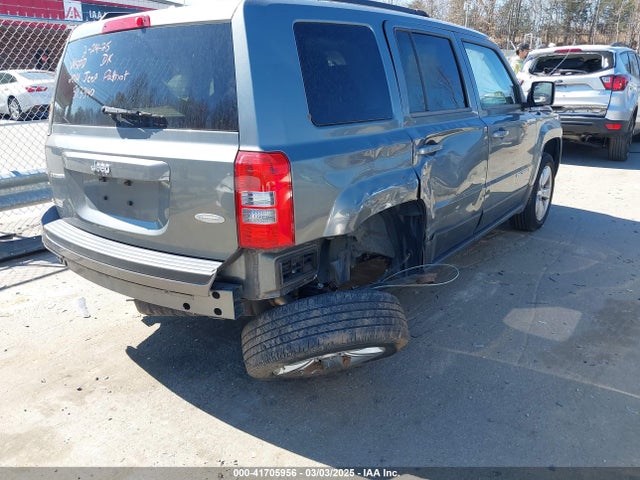 1C4NJPFA7ED513340 Jeep Patriot Latitude