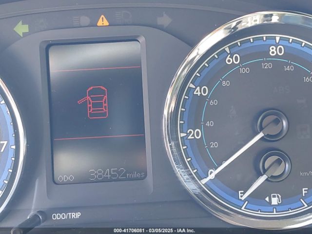5YFBURHE2HP699022 Toyota COROLLA LE