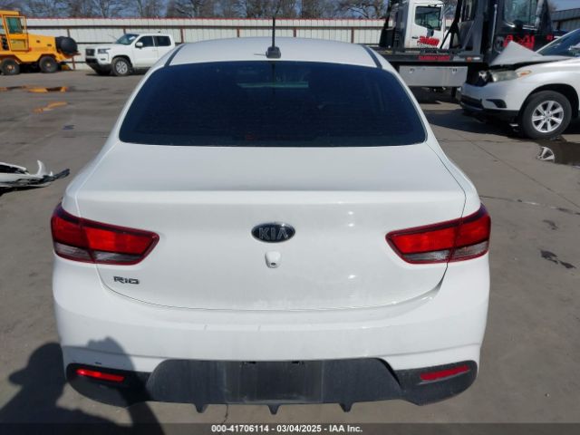 3KPA24AB7KE226181 KIA RIO LX