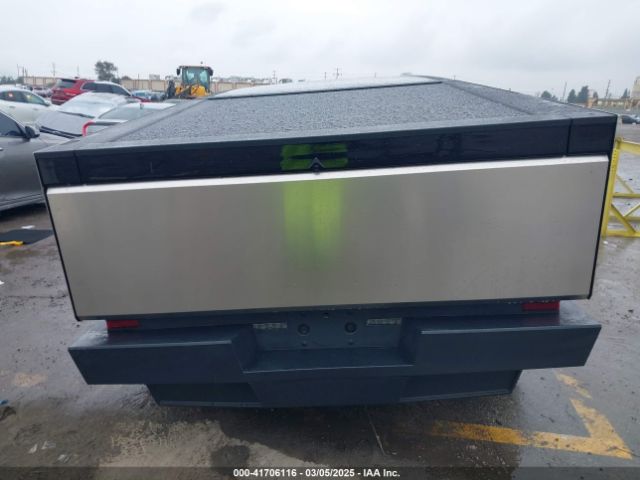 7G2CEHED8SA059806 Tesla Cybertruck All-wheel Drive