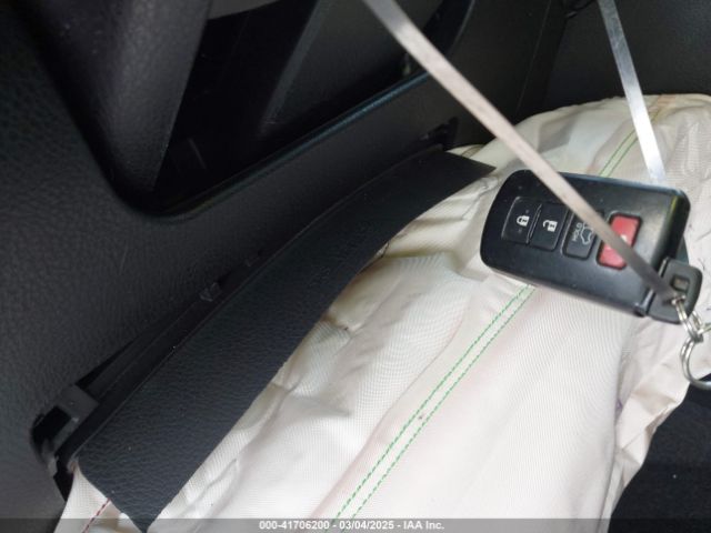 5TDJZRFH0JS528664 Toyota Highlander Xle
