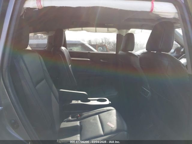 5TDJZRFH0JS528664 Toyota Highlander Xle