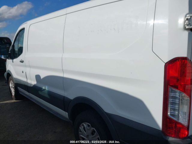 1FTYE1YG2GKA23550 Ford Transit-150
