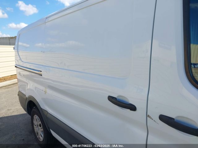 1FTYE1YG2GKA23550 Ford Transit-150