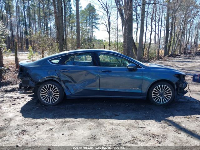 3FA6P0RUXJR151320 Ford Fusion Hybrid Titanium