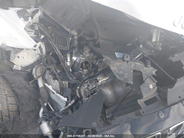 3C4NJCBBXJT123876 Jeep Compass Latitude Fwd
