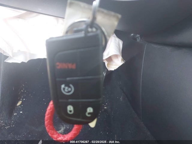 3C4NJCBBXJT123876 Jeep Compass Latitude Fwd