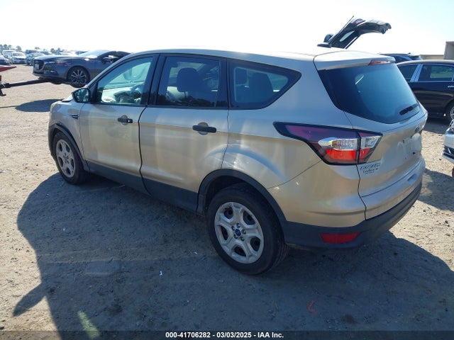 Ford ESCAPE S 2017 1FMCU0F74HUC18500 Image 3