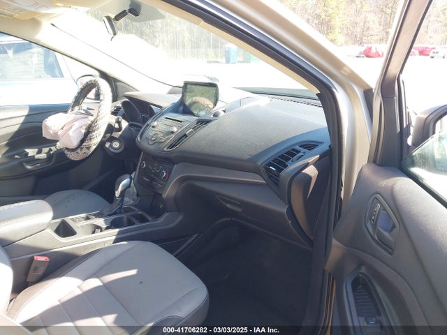 Ford ESCAPE S 2017 1FMCU0F74HUC18500 Image 5