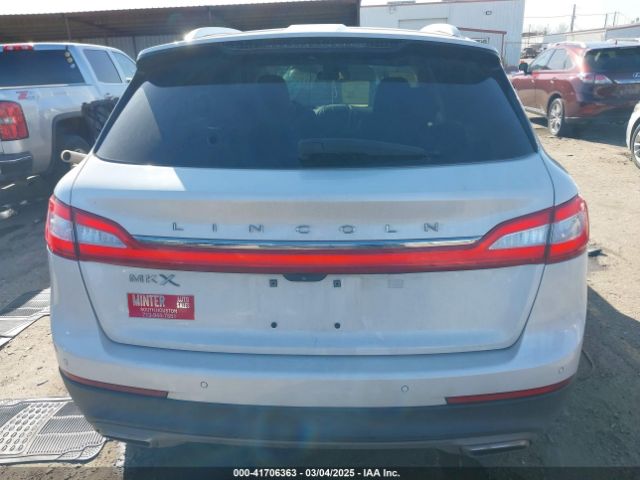 2LMTJ6KR1GBL75185 Lincoln Mkx Select