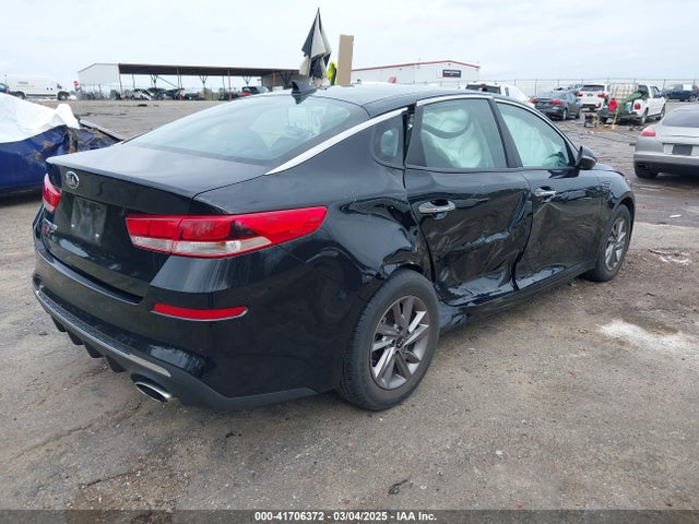 5XXGT4L32LG415746 KIA Optima Lx