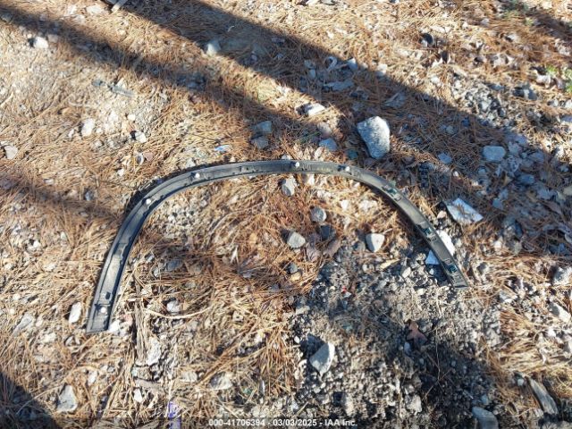 1GNERGKW4LJ215277 Chevrolet Traverse Fwd Lt Cloth