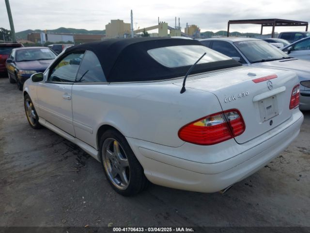 2002 MERCEDES-BENZ CLK 430 WDBLK70G02T104680 Photo 2
