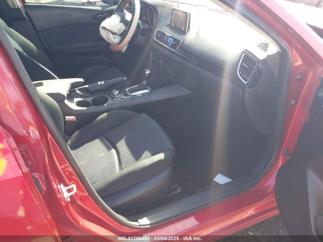 3MZBM1U7XFM158584 Mazda MAZDA3
