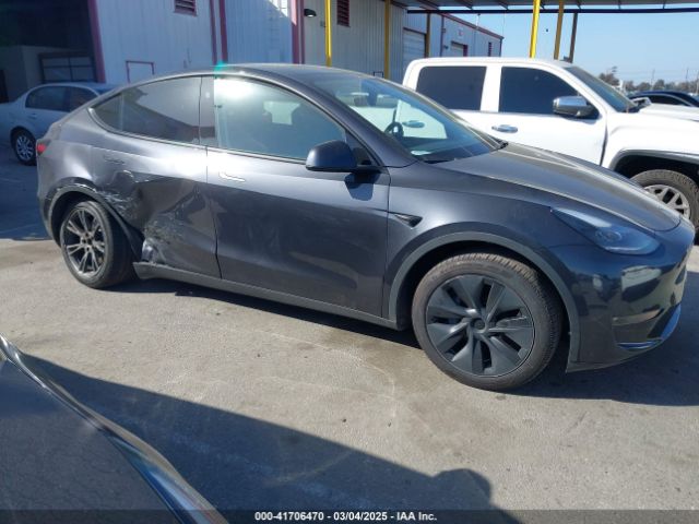 7SAYGDED2SF228414 Tesla Model Y Long Range Dual Motor All-wheel Drive
