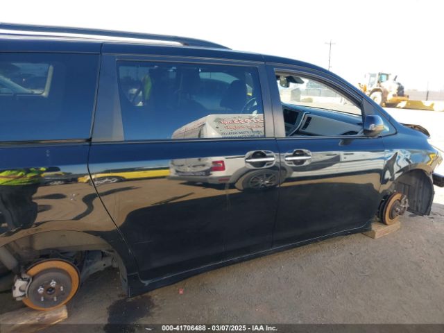 5TDYZ3DC5LS086907 Toyota SIENNA XLE