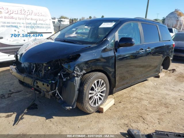 5TDYZ3DC5LS086907 Toyota SIENNA XLE