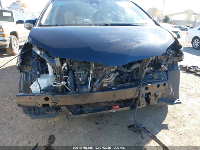 5TDYZ3DC5LS086907 Toyota SIENNA XLE