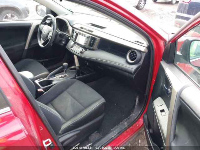 2T3RFREV6EW135095 Toyota Rav4 Xle