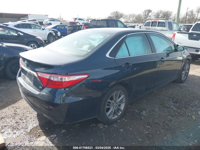 4T1BF1FK9HU321587 Toyota CAMRY SE