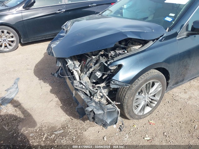 4T1BF1FK9HU321587 Toyota CAMRY SE